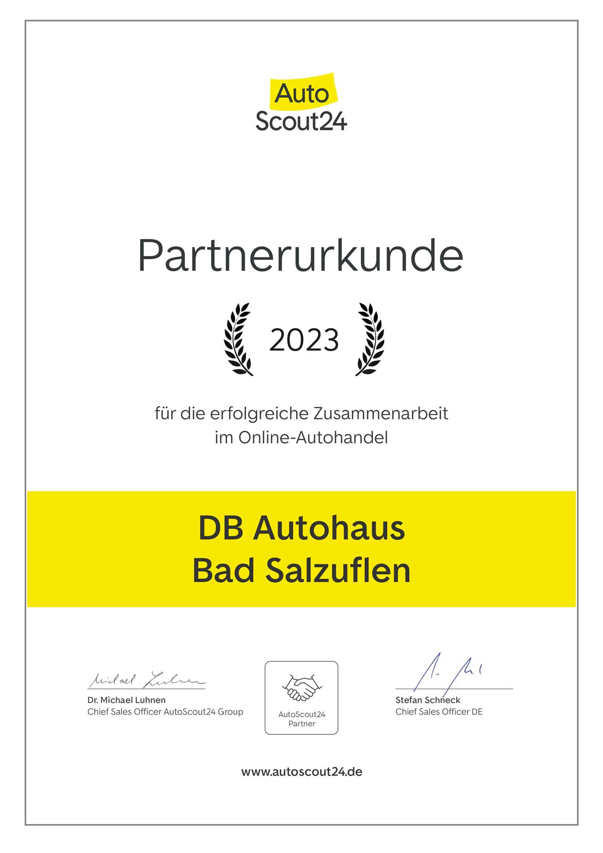 Partnerurkunde von Autoscout24 für DB Autohaus Bad Salzuflen